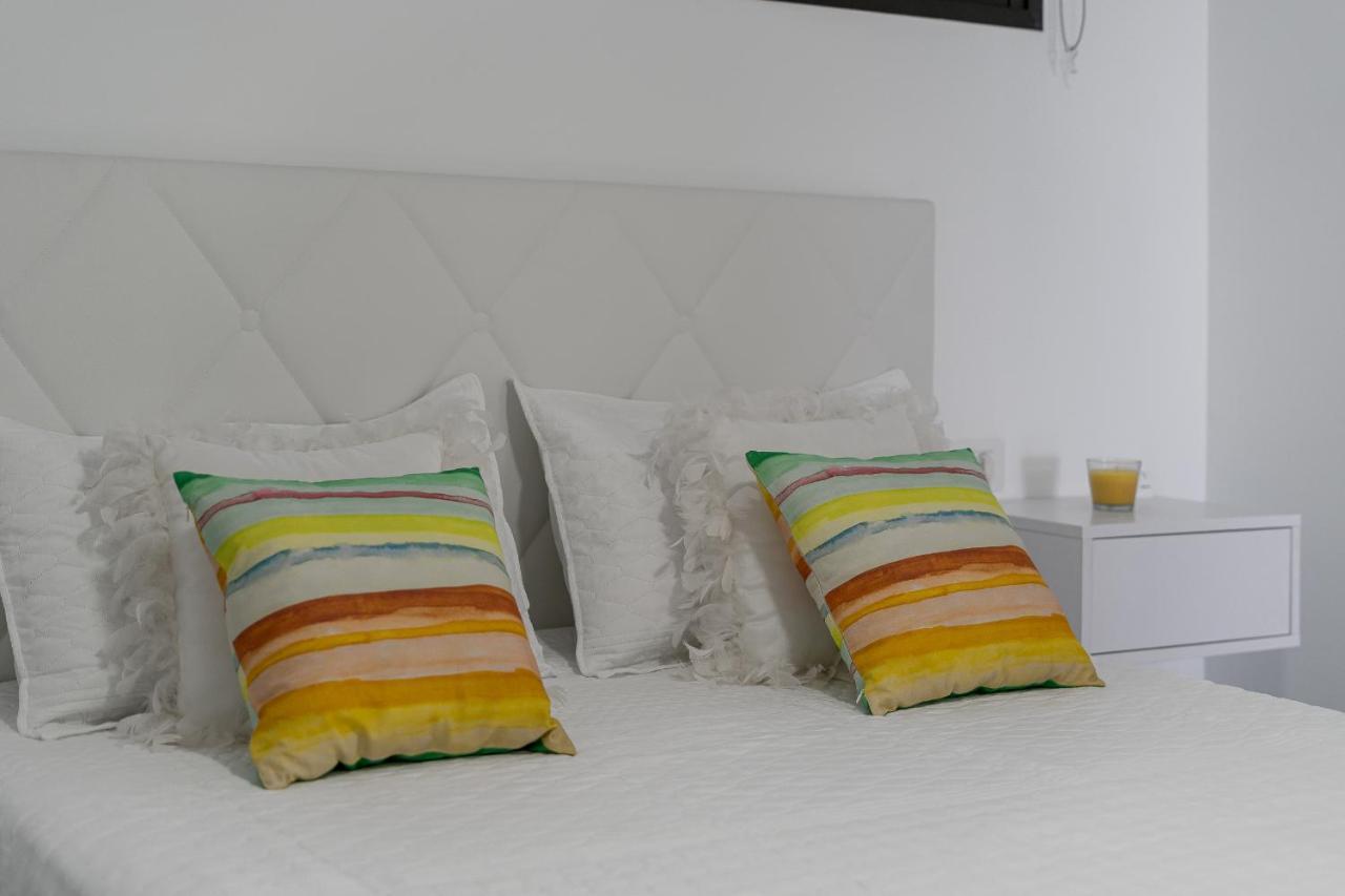 Buenavista Sunflower Apartment In Playa La Arena Puerto de Santiago  Kültér fotó