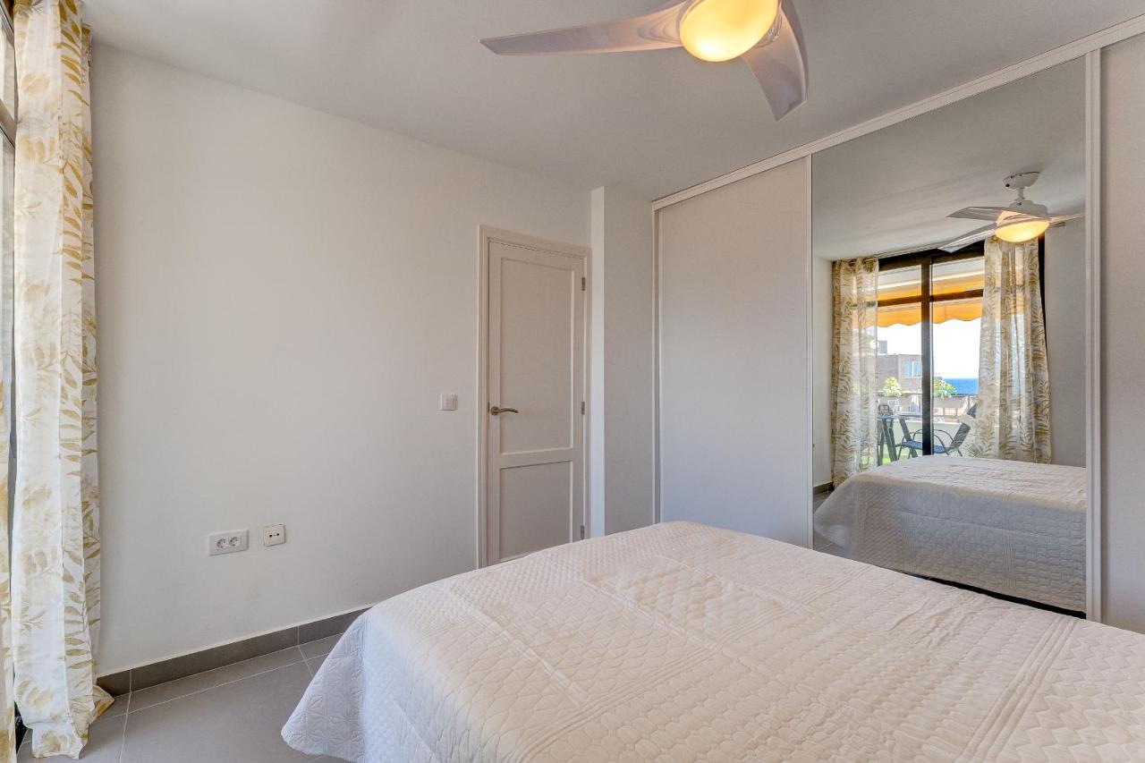 Buenavista Sunflower Apartment In Playa La Arena Puerto de Santiago  Kültér fotó