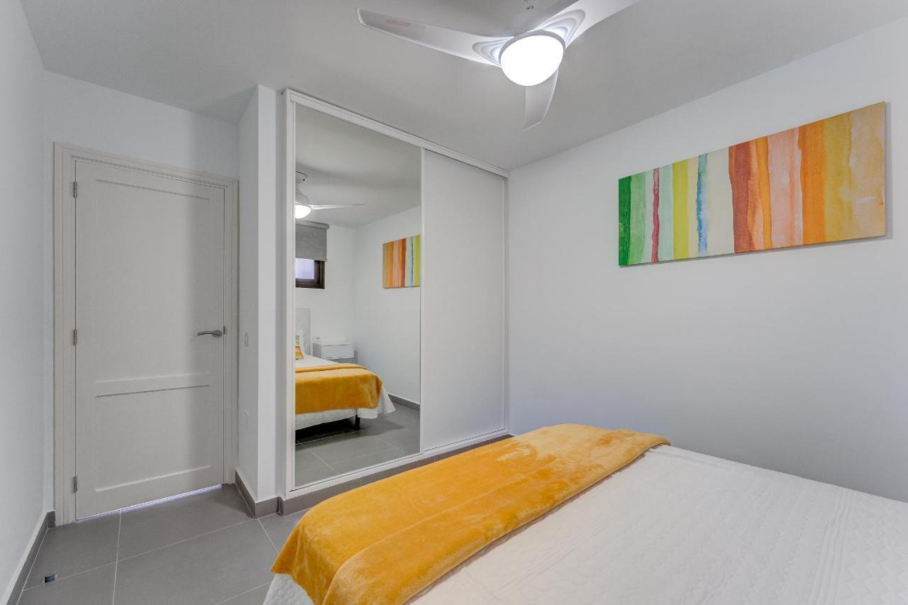 Buenavista Sunflower Apartment In Playa La Arena Puerto de Santiago  Kültér fotó
